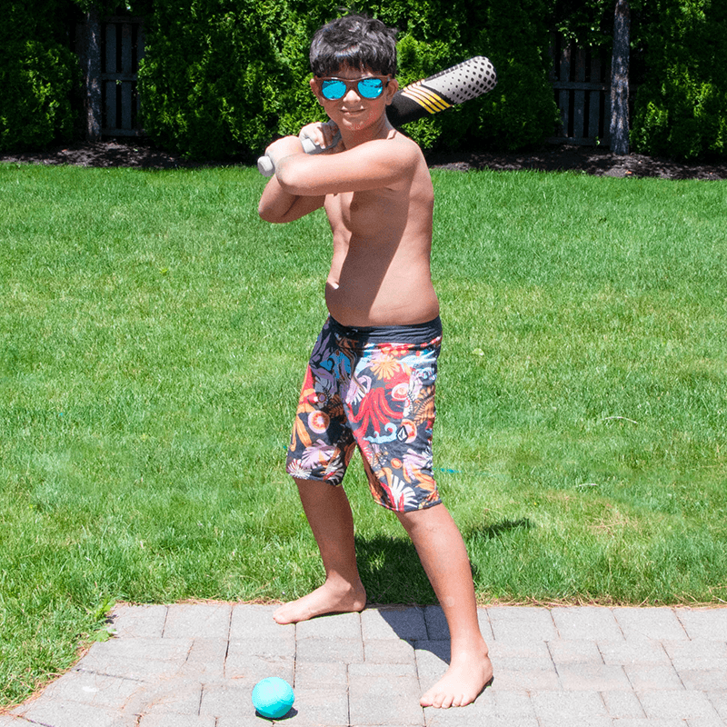 Inflatable Pool Baseball and Bat Toy Set — photo 2