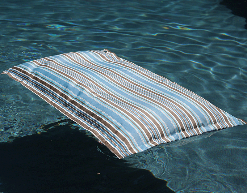 Oasis Bean Bag Pool Float — photo 2