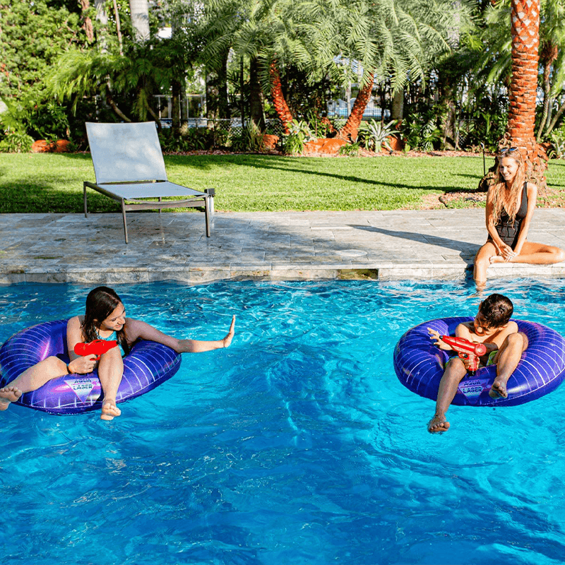 Pool Candy Aqua Master Pool Tube with Squirt Gun and Push Button Sound Effects — photo 5
