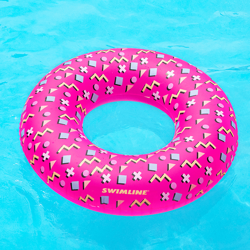 Retro Print Inflatable Pool Ring — photo 4