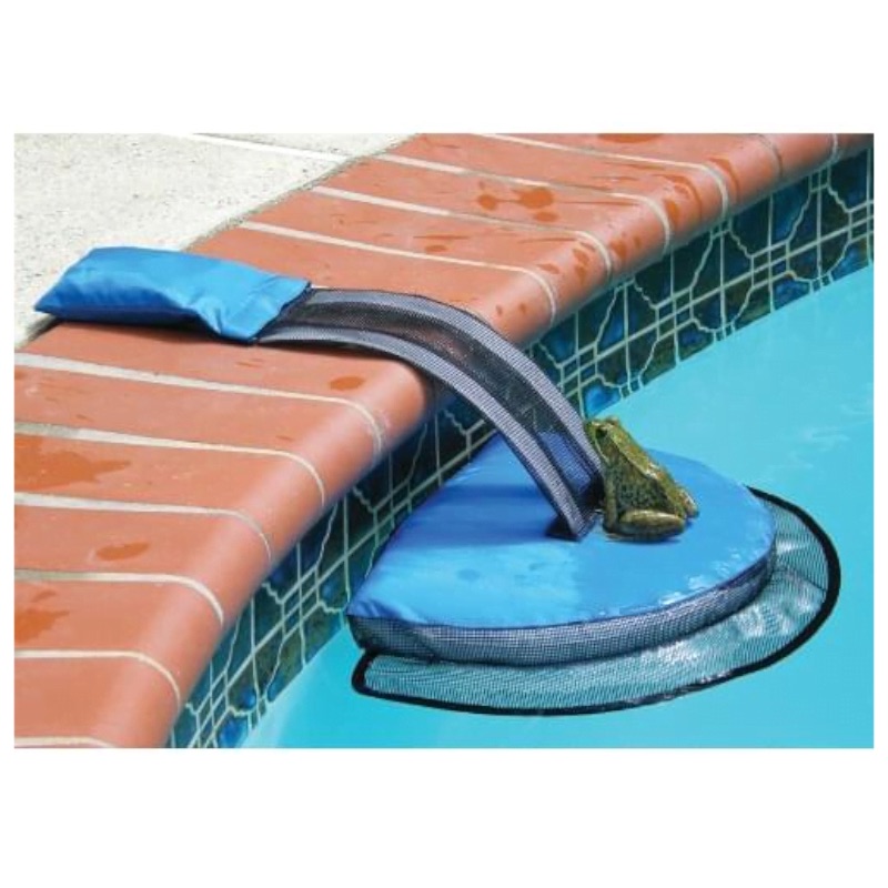 FrogLog Swimming Pool Escape Ramp